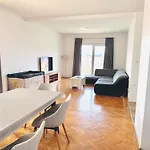 Apartment Comfort & Style 1st Floor *