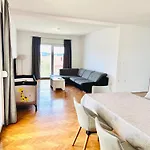 Comfort & Style 1st Floor Apartment Bibinje