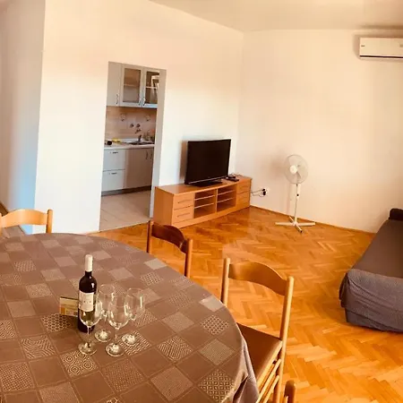 Comfort & Style 1st Floor