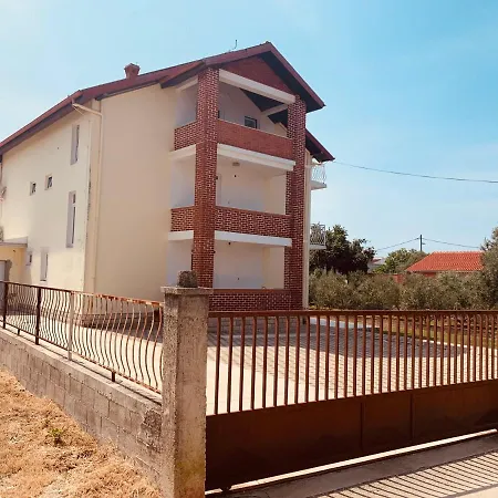 Comfort & Style 1st Floor *