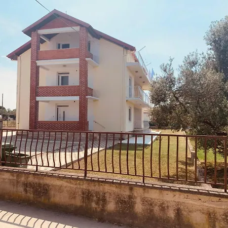 Comfort & Style 1st Floor Apartment Bibinje