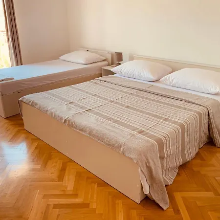 Comfort & Style 1st Floor