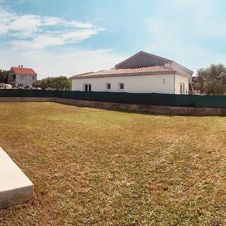 Apartamento Comfort & Style 1st Floor Bibinje