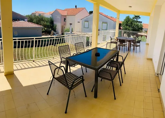 Comfort & Style 1st Floor *